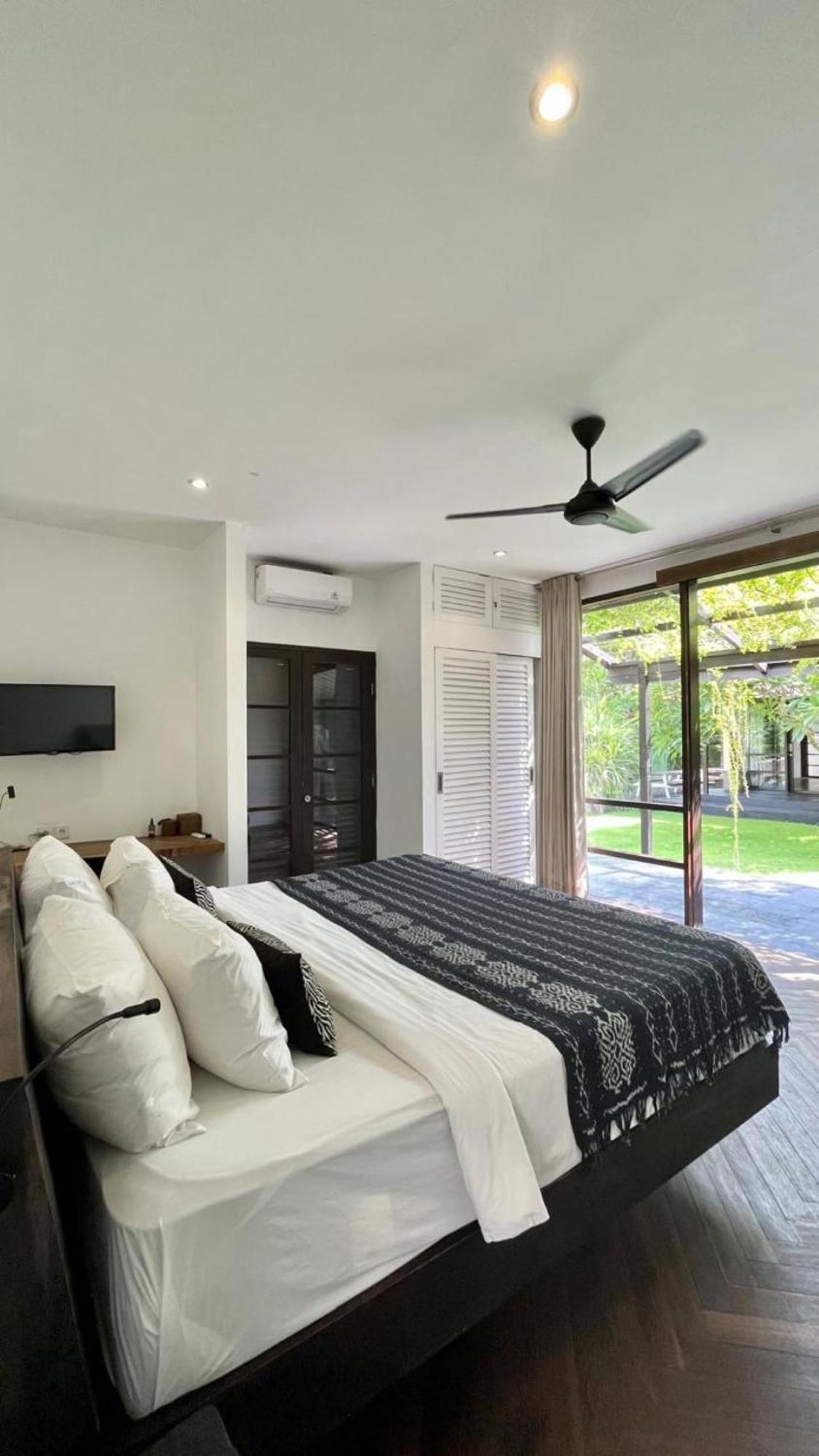 Holiday Beautiful Villa 4 Bedroom Garden View Canggu Екстериор снимка